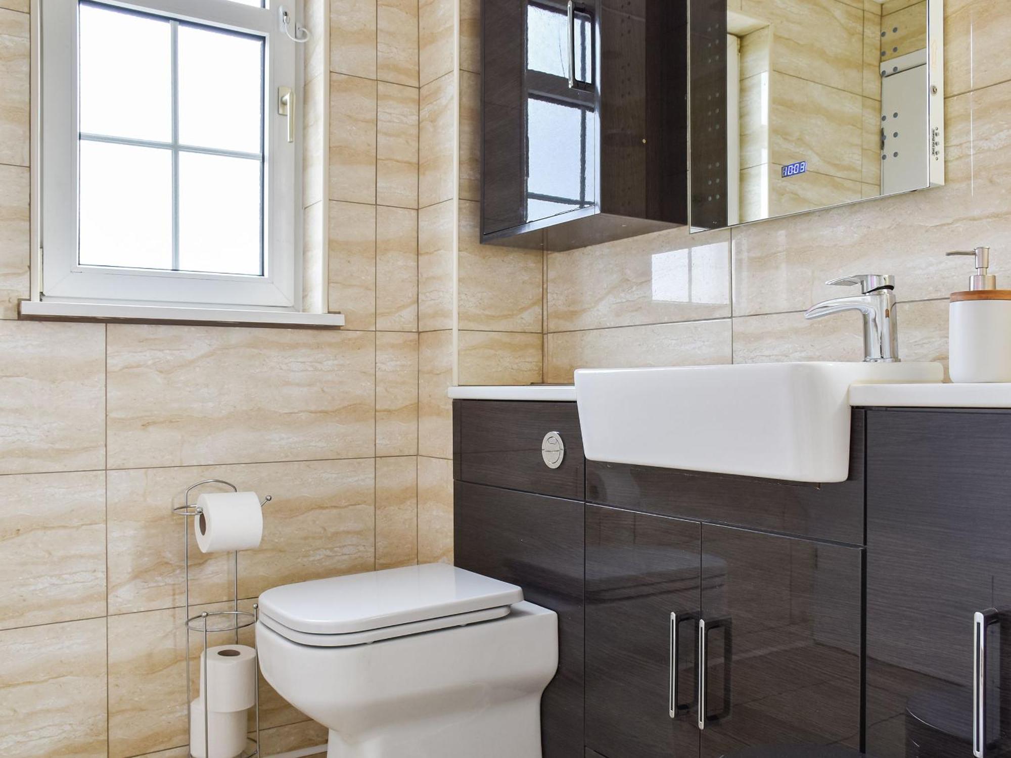 Brookside Villa Coychurch Екстериор снимка